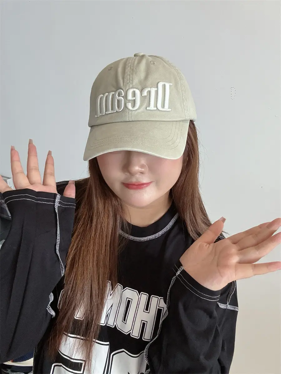 Women Korean Letter Embroidered Baseball Cap — feature 7