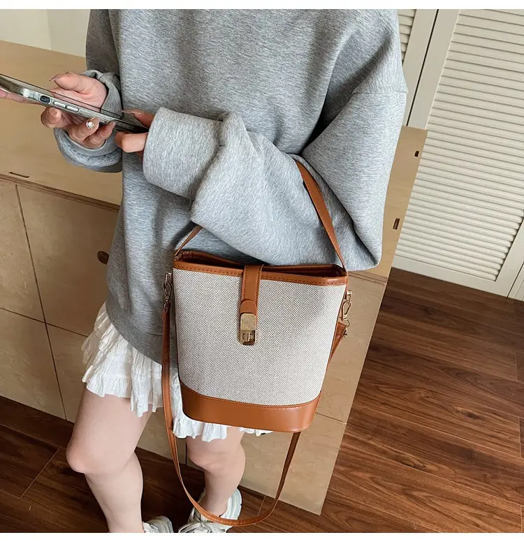 Women's Contrasting Stitching Belt Bag 2025 Summer Style — feature 13