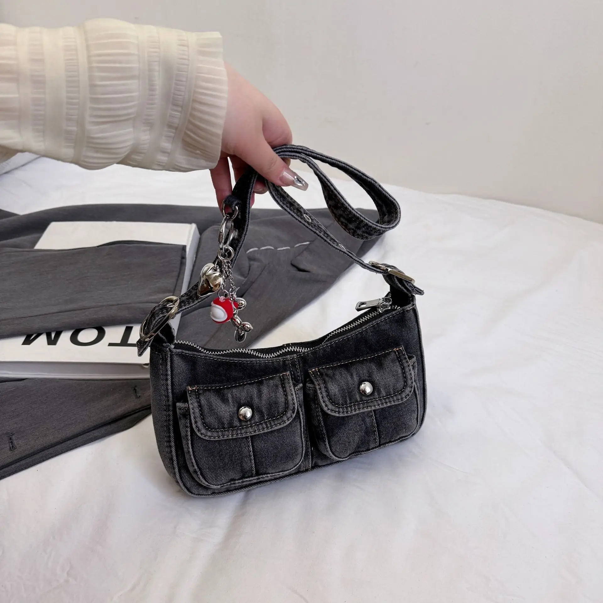 Women's Denim Crossbody Bag Large Capacity Shoulder Bag - Image 2