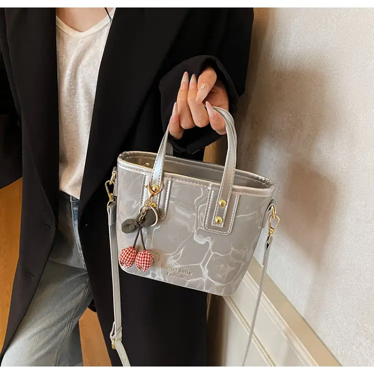 Light Luxury Korean Style Bucket Bag for Women 2025 — feature 15
