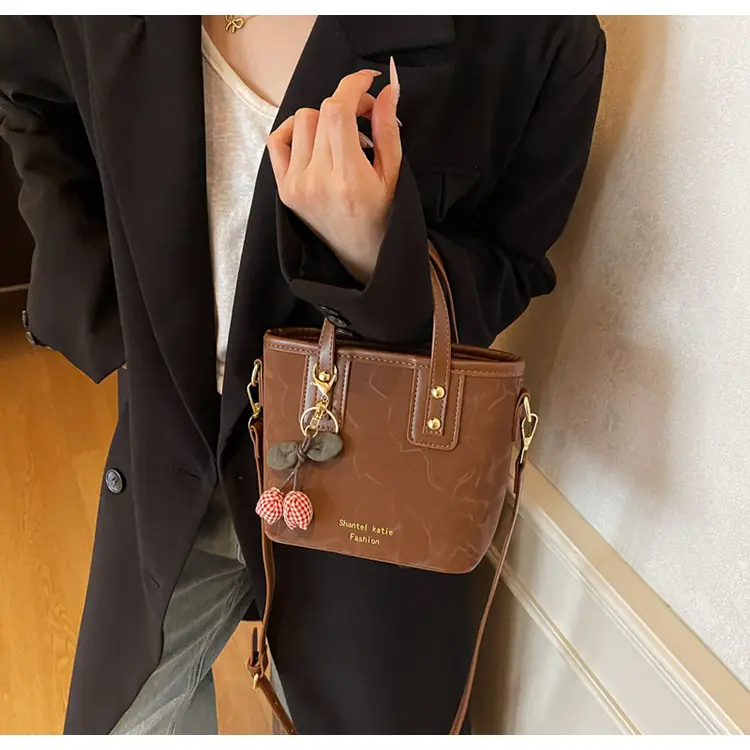Light Luxury Korean Style Bucket Bag for Women 2025 — feature 23