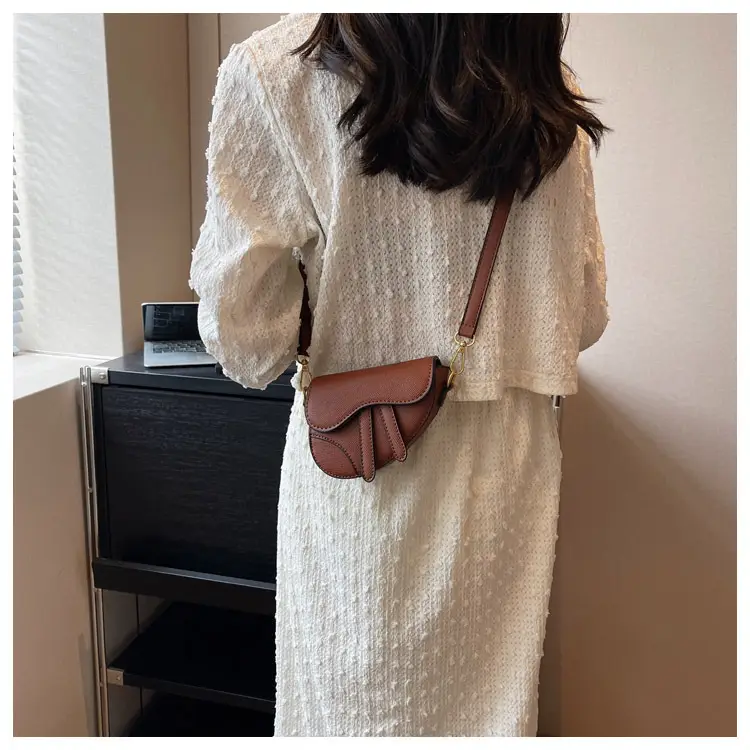 Trendy Brown Leather Crossbody Bag for Women 2025 — feature 29