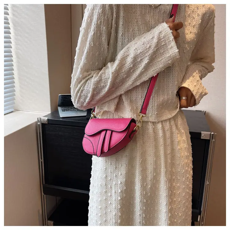Trendy Brown Leather Crossbody Bag for Women 2025 — feature 30