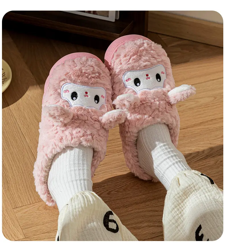 Cartoon Sheep Cotton Slippers for Indoor Use, Couple's Warm Plush Thick-Soled Slippers with a Soft Cushioning Feel, Suitable for Autumn and Winter Maternity Use — feature 13
