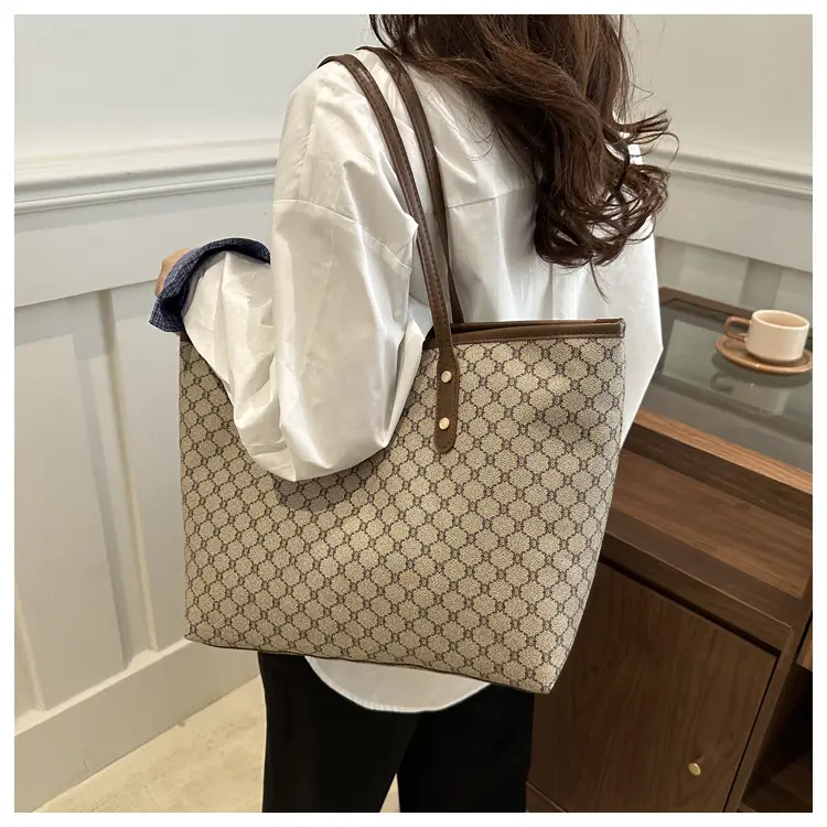 Women Large Capacity Tote Bag 2025 Summer New Trendy — feature 11