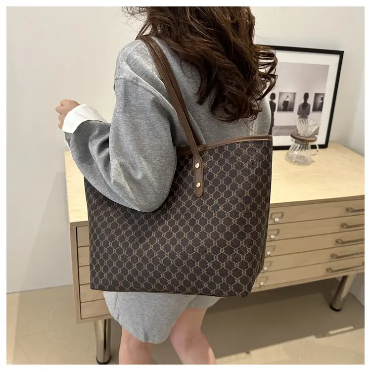 Women Large Capacity Tote Bag 2025 Summer New Trendy — feature 14