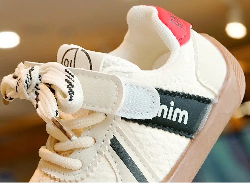 Toddler Shoes White Red Soft Sole 1-2Yrs — feature 1
