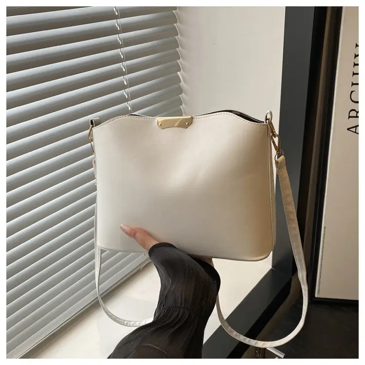 Women's Beige Iron-Edged Bucket Bag 2025 — feature 20