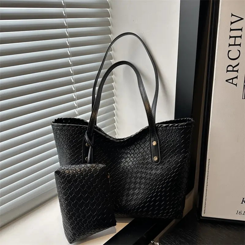 Women Woven Retro Tote Bag Large Capacity Summer Commuter Bag - Image 6