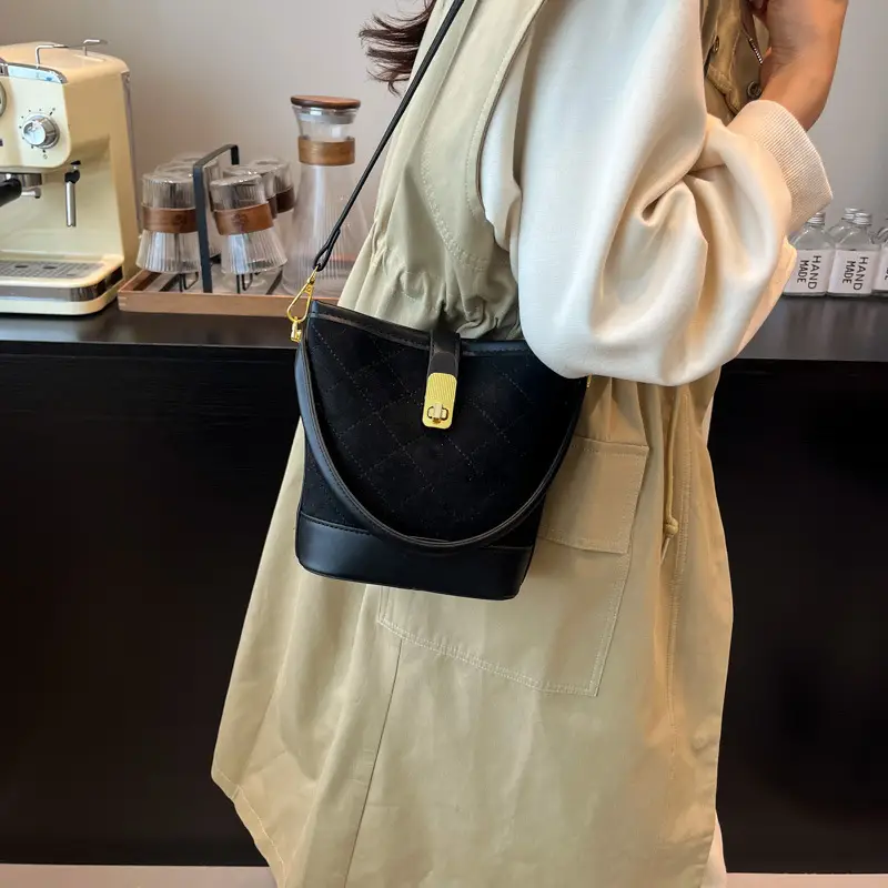 Brown Quilted Crossbody Bag for Women 2025 - Image 5