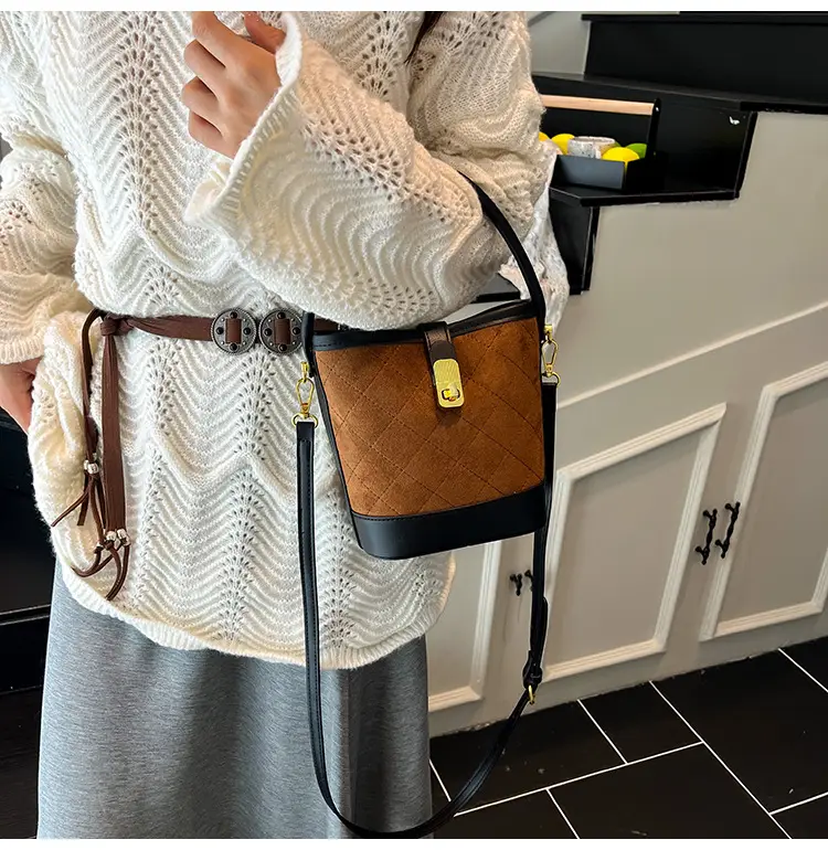 Brown Quilted Crossbody Bag for Women 2025 — feature 13