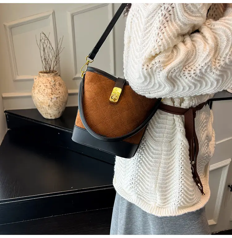 Brown Quilted Crossbody Bag for Women 2025 — feature 16