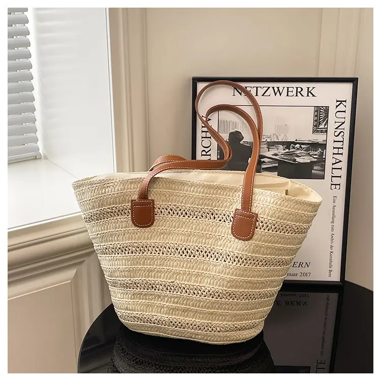 Women's Straw Shoulder Bag Large Capacity Beach Bag — feature 9