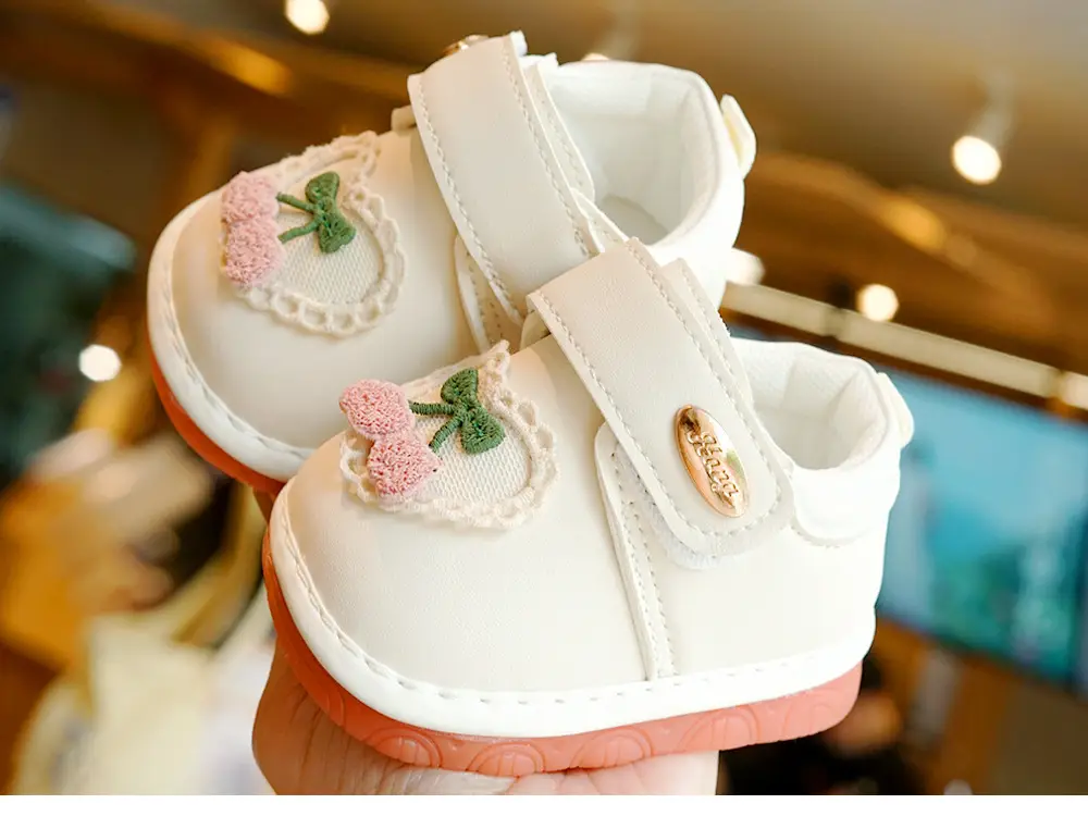 Baby Shoes White Peach Embroidered 1-2Yrs Soft Sole — feature 5