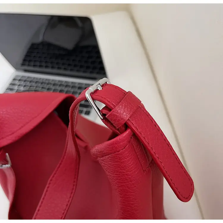 Yellow High-End Bucket Bag for Women 2025 — feature 35