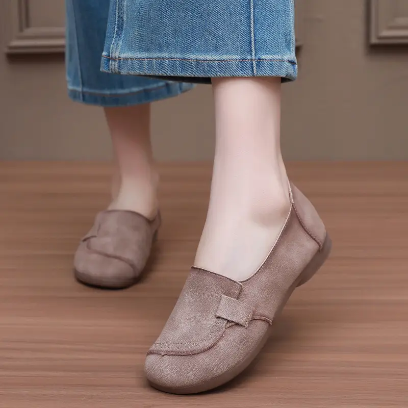 Mom's Shoes Flats for Women 2025 Spring and Autum New Soft-Soled Comfortable Slip-On Beanie Shoes Old Beijing Cloth Shoes for Women