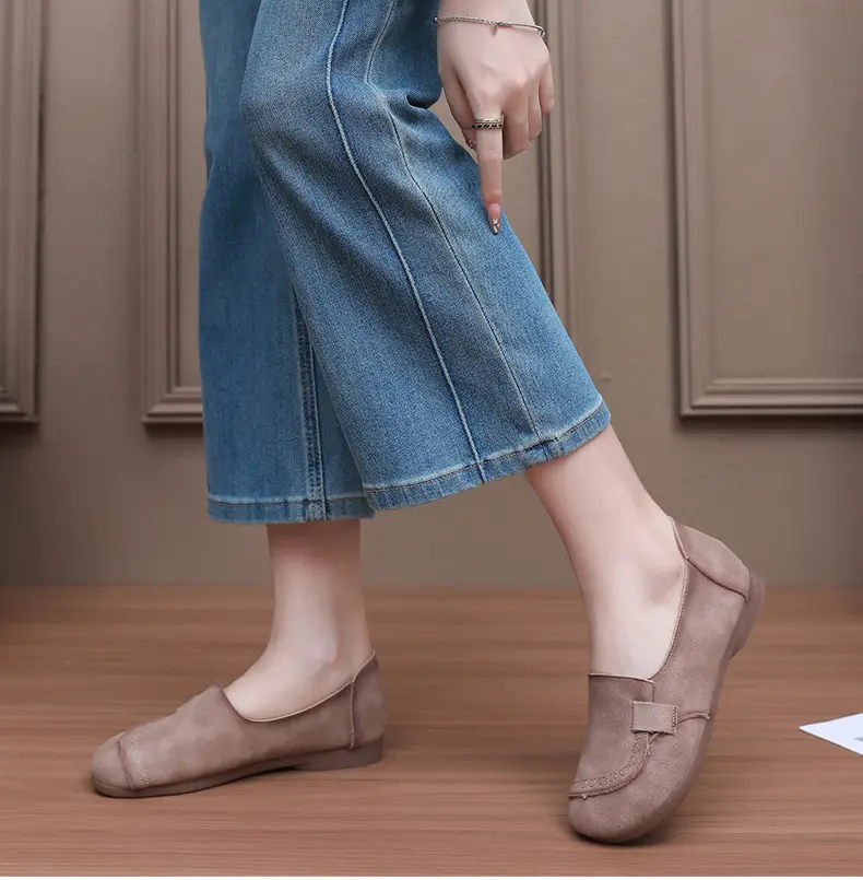 Mom's Shoes Flats for Women 2025 Spring and Autum New Soft-Soled Comfortable Slip-On Beanie Shoes Old Beijing Cloth Shoes for Women — feature 23