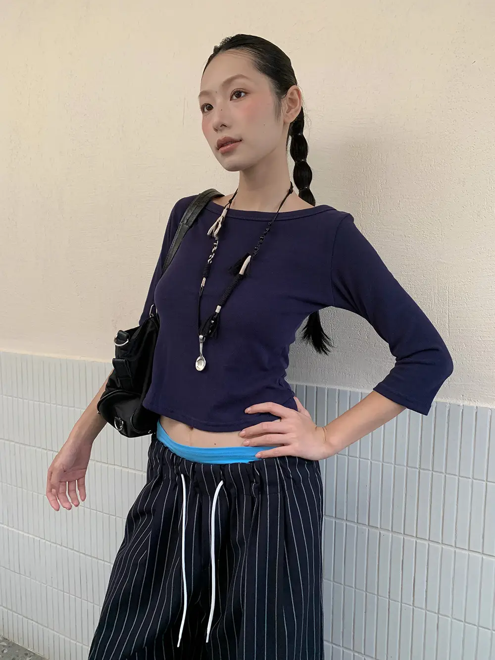 [9Hour] American Sweet and Spicy Style Right Shoulder T-Shirt for Women 2025 Autum Versatile Mid-Sleeve Micro-Elastic Top for Women C250635