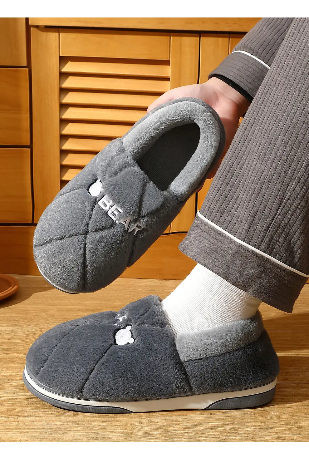 Large Size Cotton Slippers for Men, New Winter Style, Indoor Home Thick-Soled Warm Plush Slippers, Men's Cotton Shoes Wholesale — feature 16