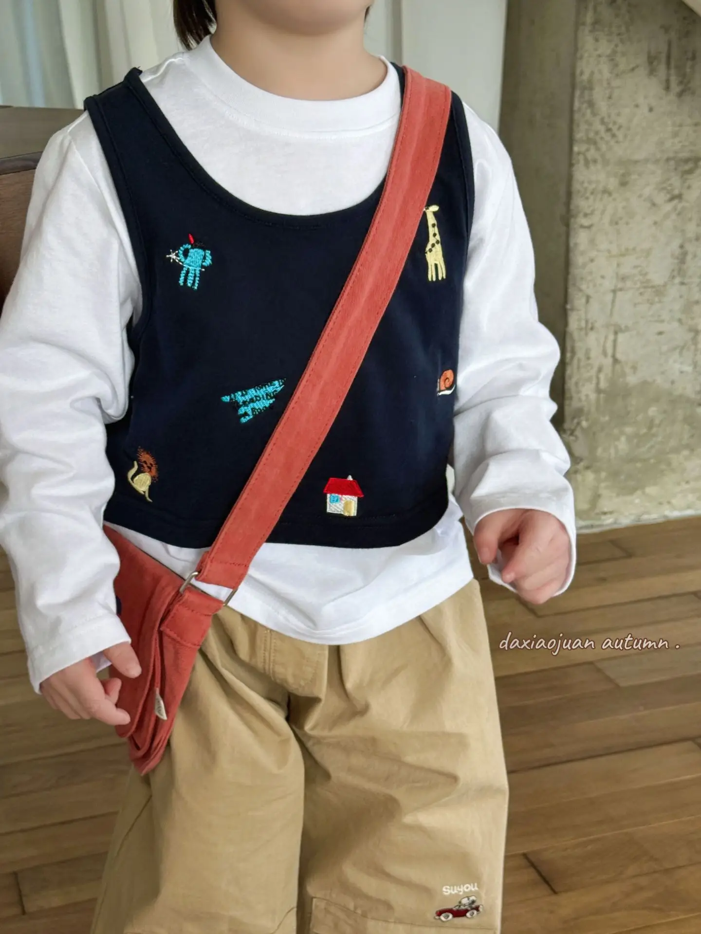 Boys Embroidered Japanese Vest T-Shirt Set with Hat - Image 4