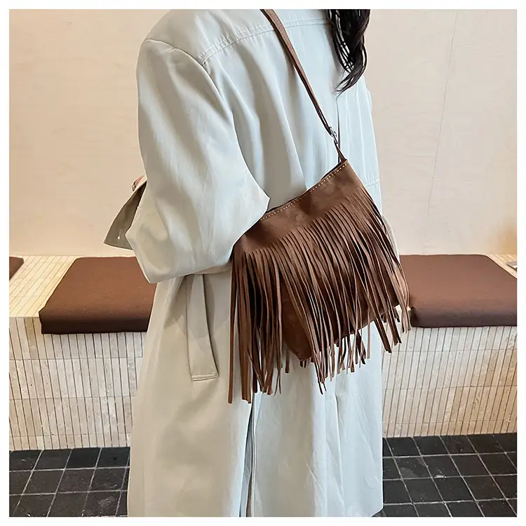 Retro Tassel Shoulder Bag for Women Brown 2025 — feature 12