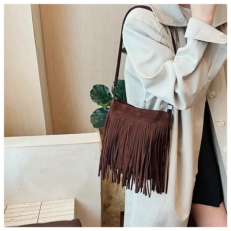 Retro Tassel Shoulder Bag for Women Brown 2025 — feature 13