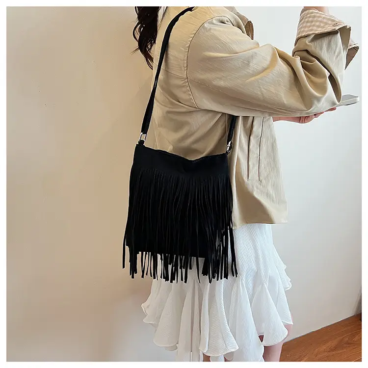 Retro Tassel Shoulder Bag for Women Brown 2025 — feature 16