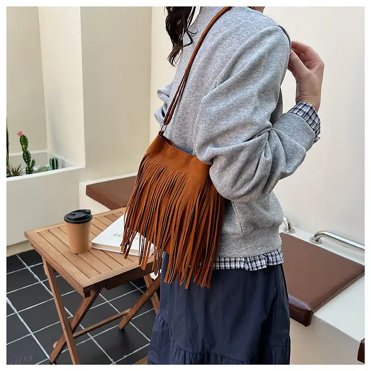 Retro Tassel Shoulder Bag for Women Brown 2025 — feature 21