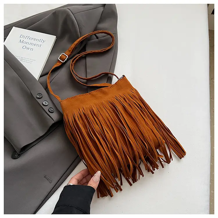 Retro Tassel Shoulder Bag for Women Brown 2025 — feature 23