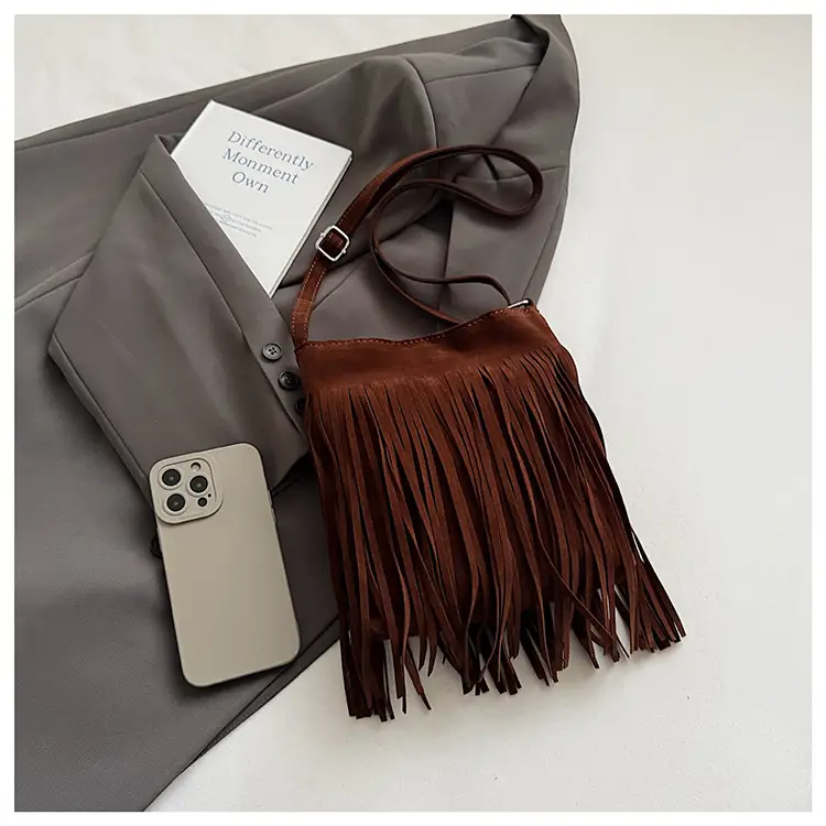 Retro Tassel Shoulder Bag for Women Brown 2025 — feature 8