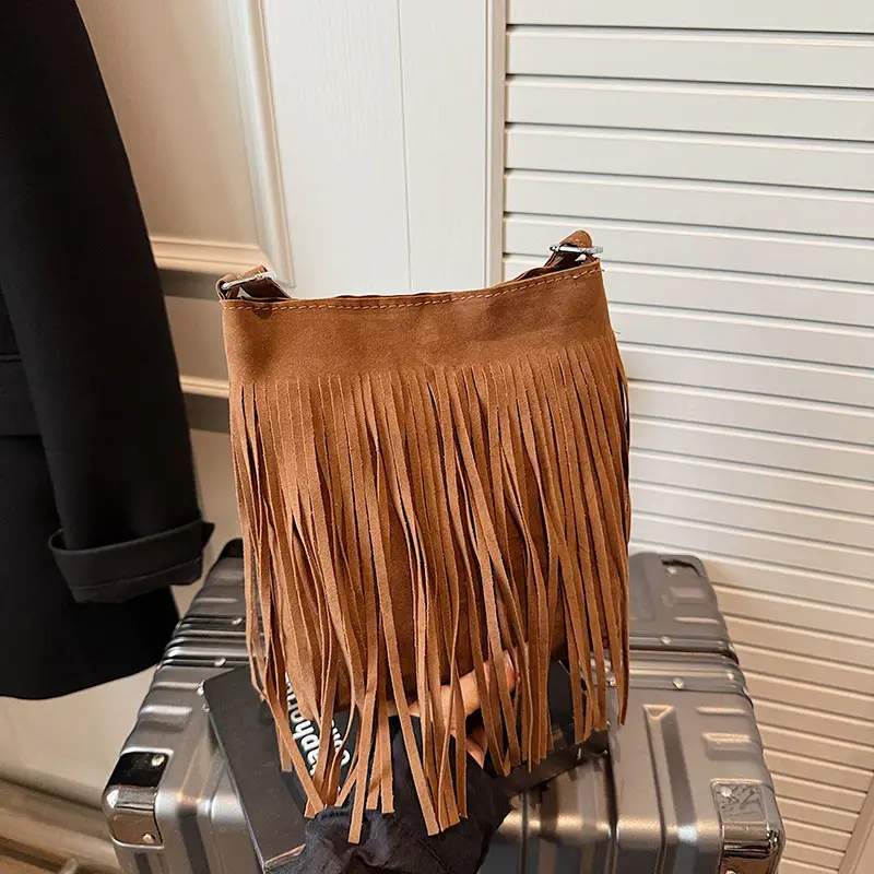 Retro Tassel Shoulder Bag for Women Brown 2025 - Image 4