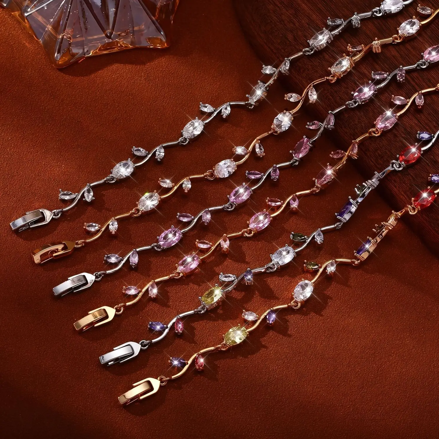 Cross-Border Popular Copper Zircon Gold-Plated Tulip Bracelet Flower Light Luxury High-End Personalized Hand Jewelry Manufacturer Wholesale - Image 7