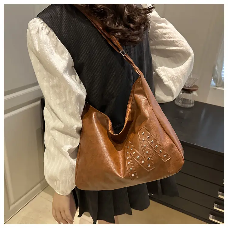 Vintage Green Leather Shoulder Bag for Women 2025 — feature 17