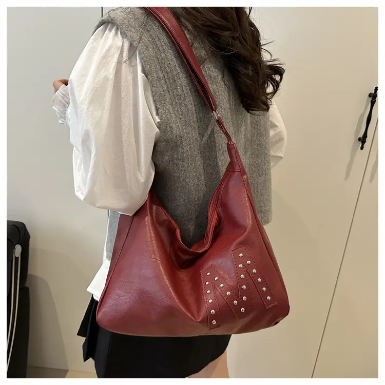 Vintage Green Leather Shoulder Bag for Women 2025 — feature 25
