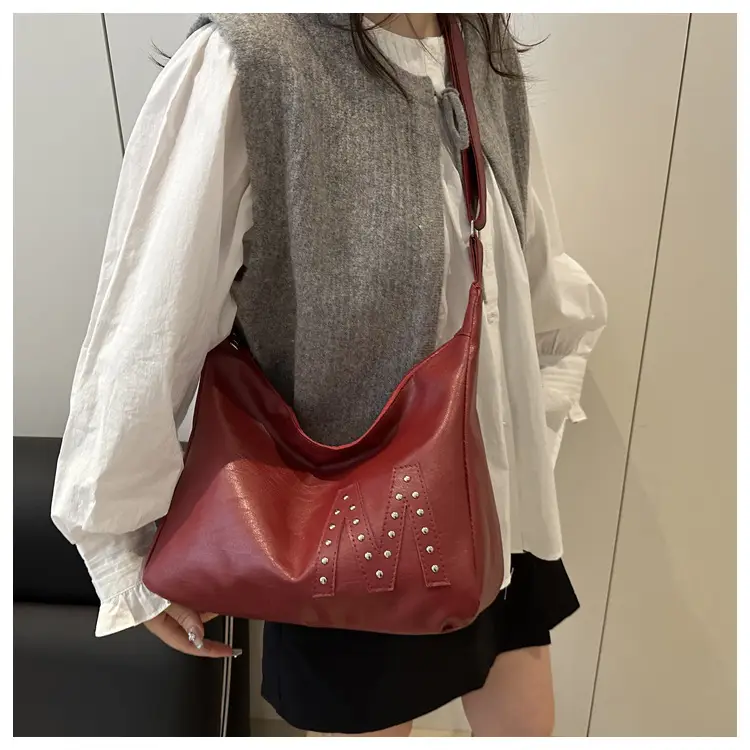 Vintage Green Leather Shoulder Bag for Women 2025 — feature 27