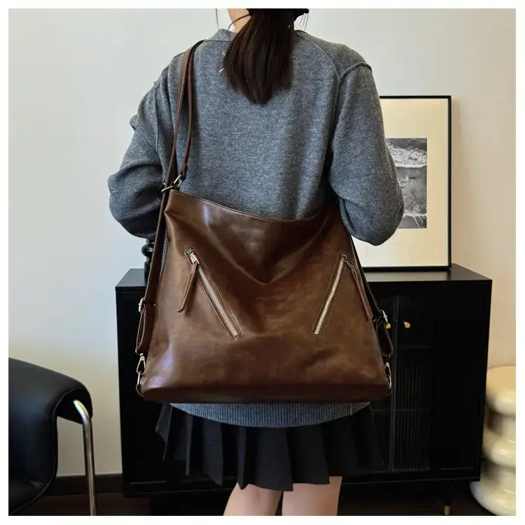 Trendy Brown Large Capacity Tote Bag for Women — feature 14