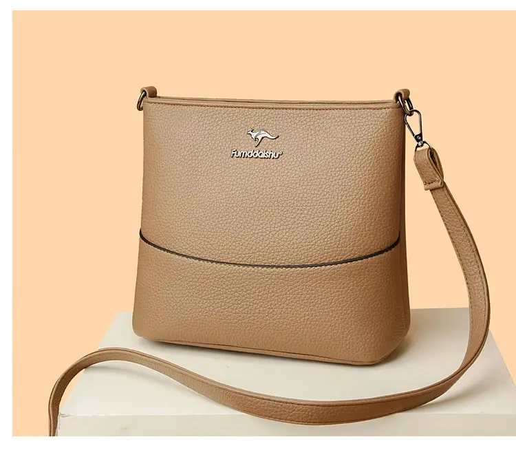Women's Black Crossbody Bag Large Capacity New Shoulder Fashion — feature 7
