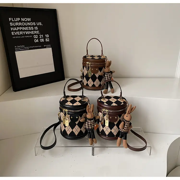 Retro Crossbody Bag for Women 2026 New Fashion — feature 1