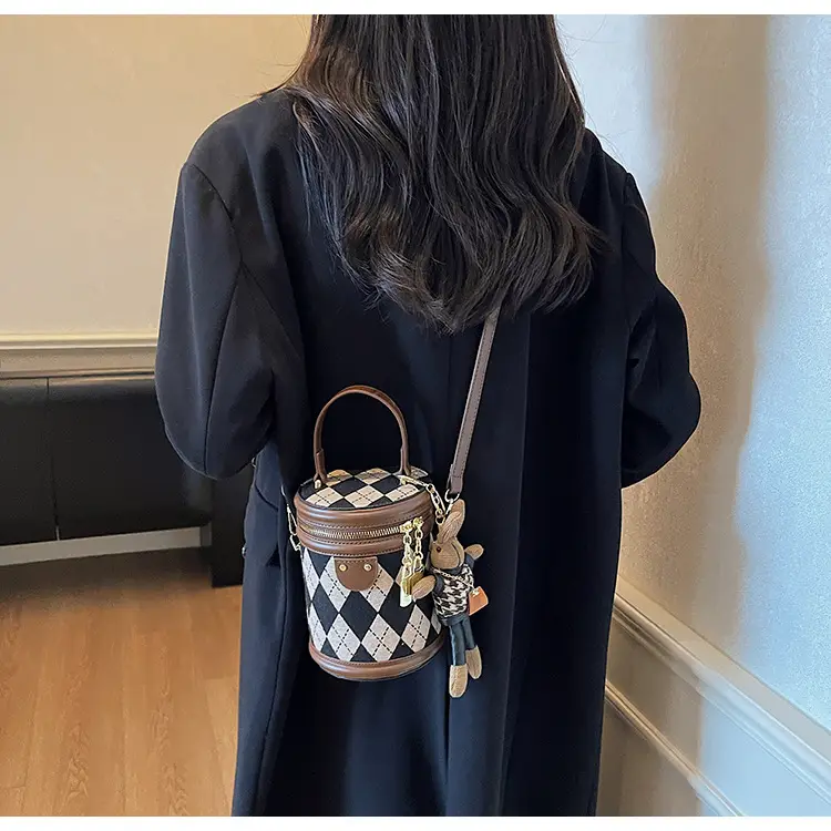 Retro Crossbody Bag for Women 2026 New Fashion — feature 13