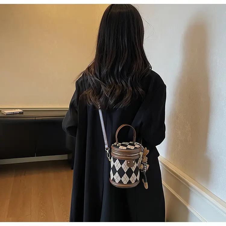Retro Crossbody Bag for Women 2026 New Fashion — feature 14