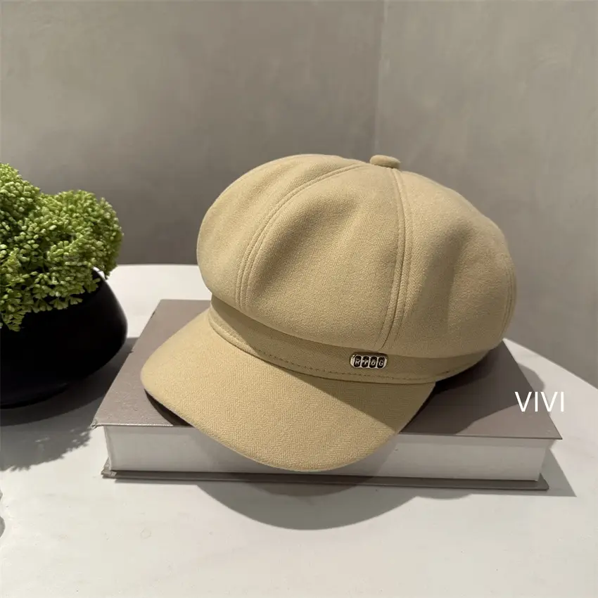 British Style Face-Slimming Hats for Women Black Brown - Image 2