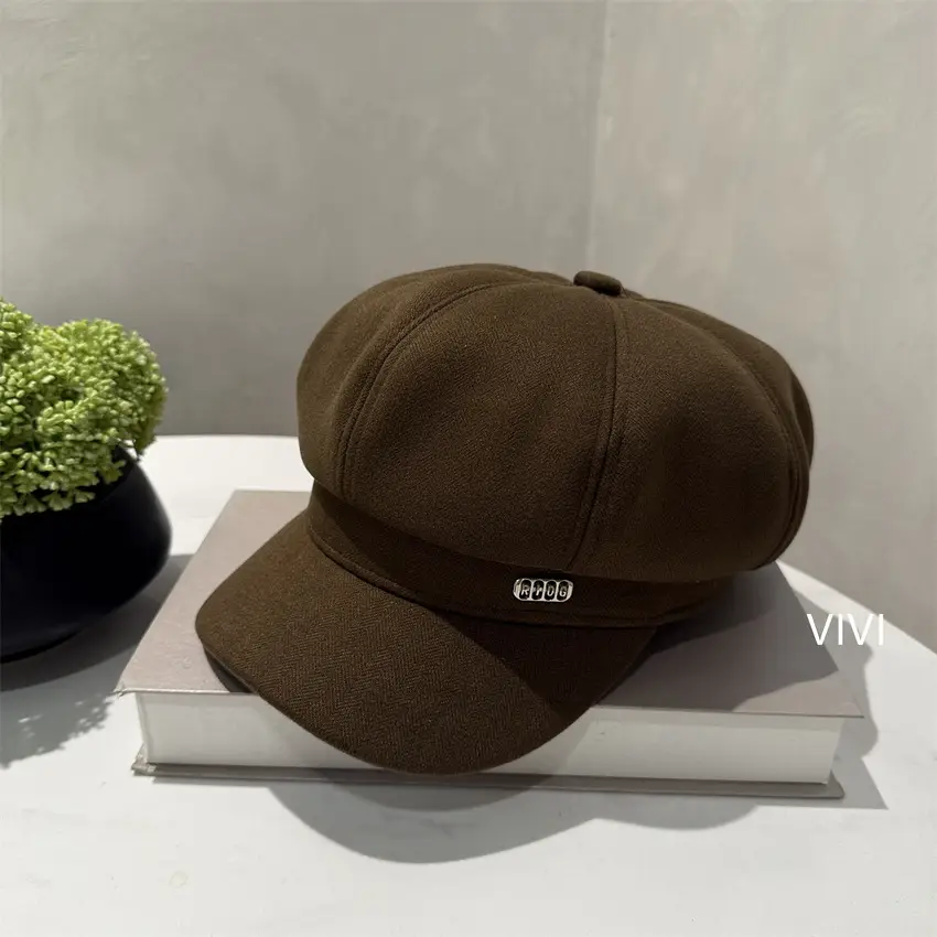 British Style Face-Slimming Hats for Women Black Brown - Image 3
