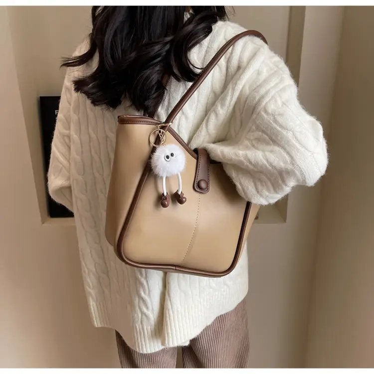 High-End Brown Leather Shoulder Bag 2025 New — feature 21