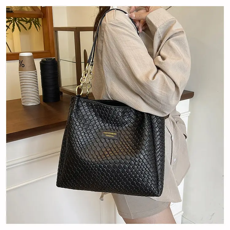 Green Woven Textured Shoulder Bag for Women — feature 31