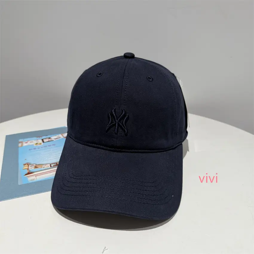 Unisex Embroidered Baseball Cap Maroon Spring Autumn Sun Protection - Image 2
