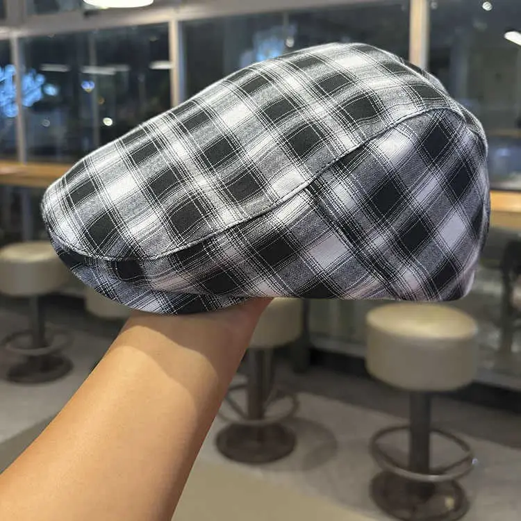 Japanese Plaid Cap for Women Retro Artistic Baseball Cap - Image 7