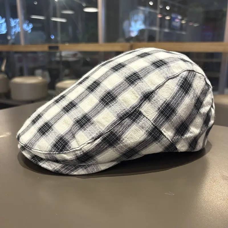 Japanese Plaid Cap for Women Retro Artistic Baseball Cap - Image 2