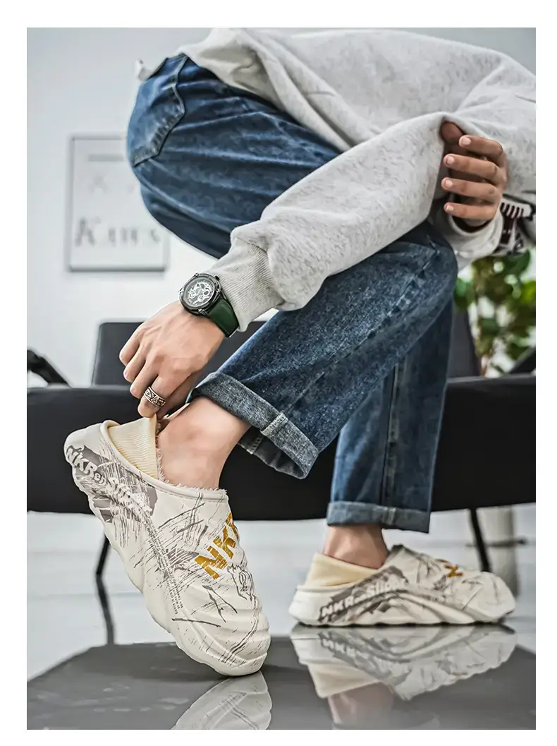 Men's Cotton Slippers, Winter Velvet Warm Home Cotton Shoes, Heel-Covering Outer Wear, Non-Slip and Waterproof Men's Slippers — feature 13