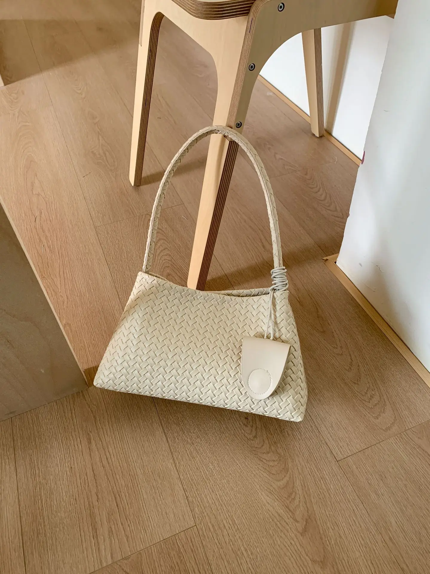 Retro Brown Textured Crossbody Bag for Women