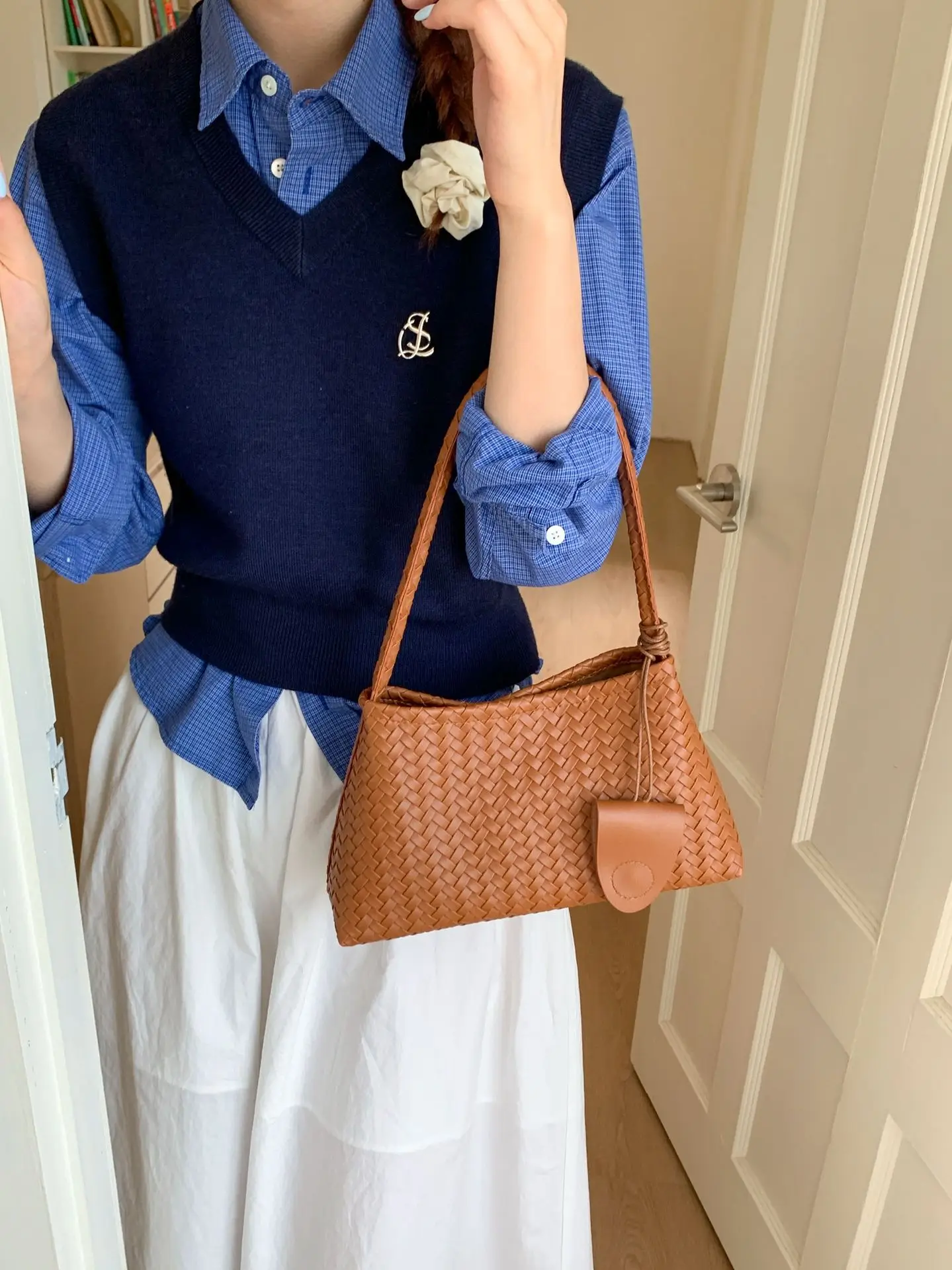 Retro Brown Textured Crossbody Bag for Women